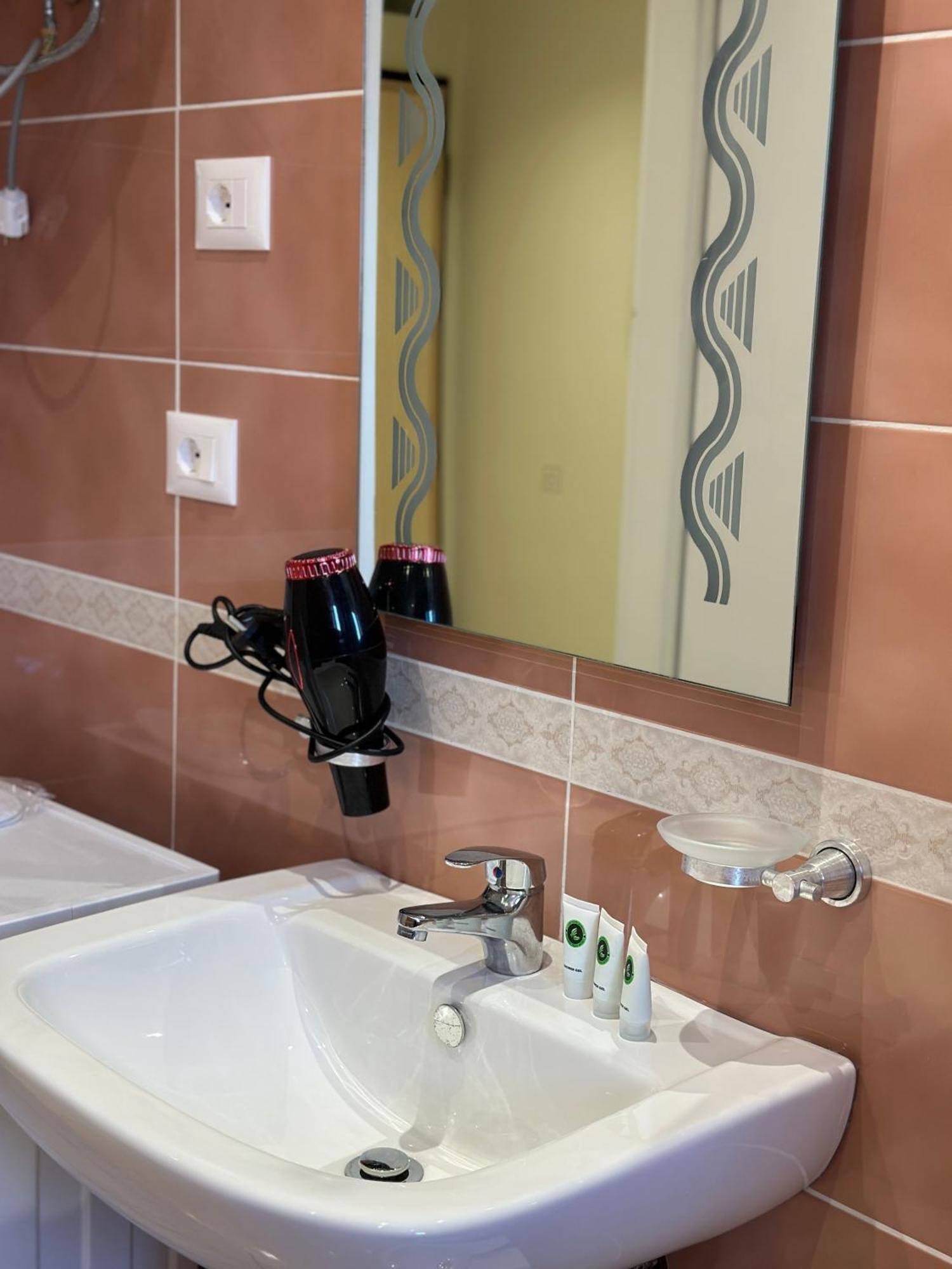 Beachfront With Balcony Apartment Vlore